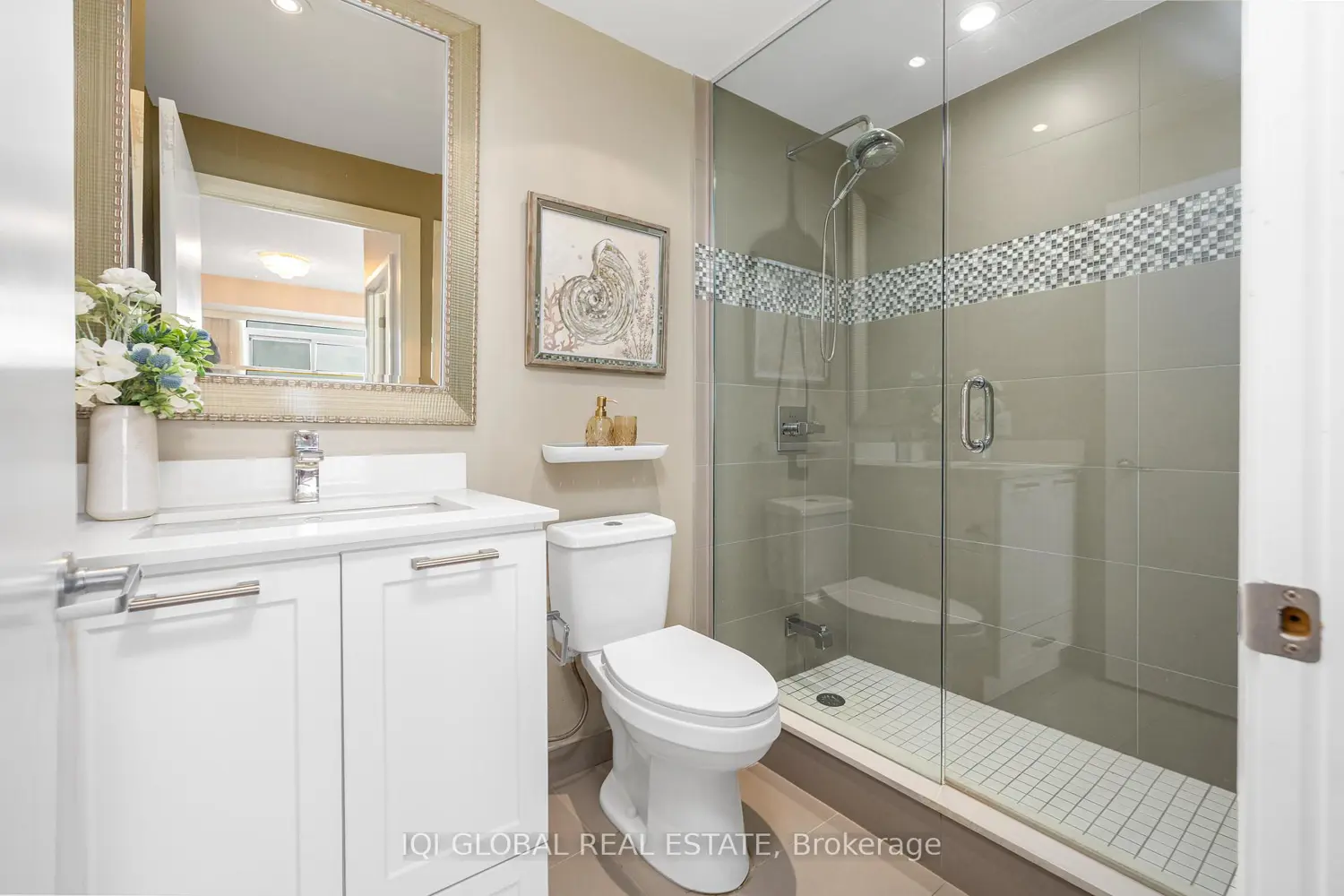 Additional image 16 of 2480 Prince Michael Drive 221