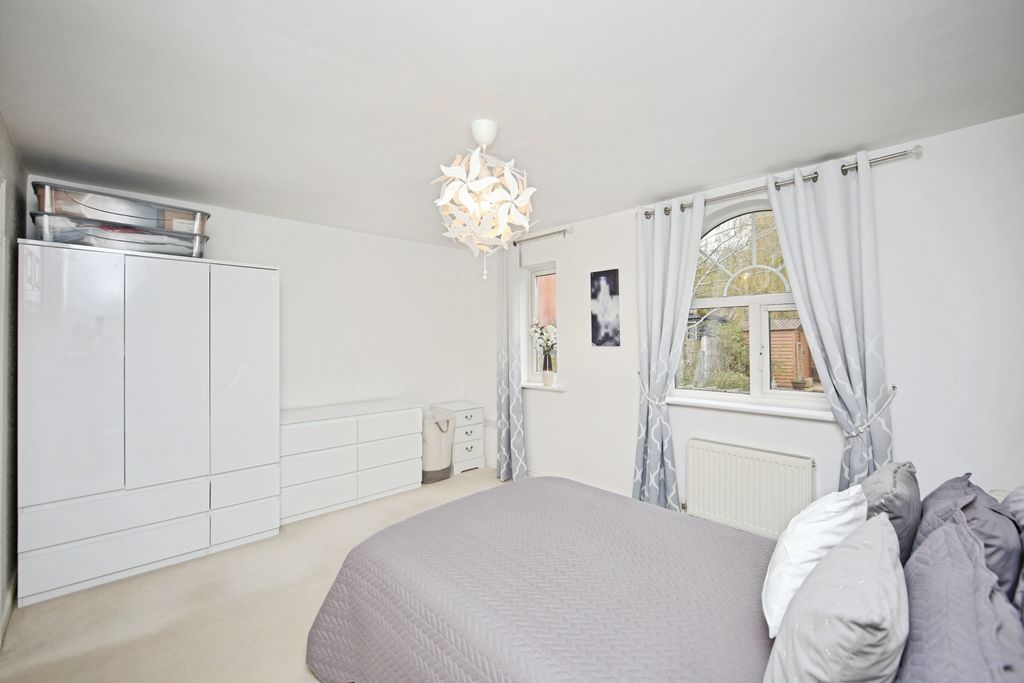 Additional image 12 of 4 bed end terrace house for saleElm Drive, Birmingham B31