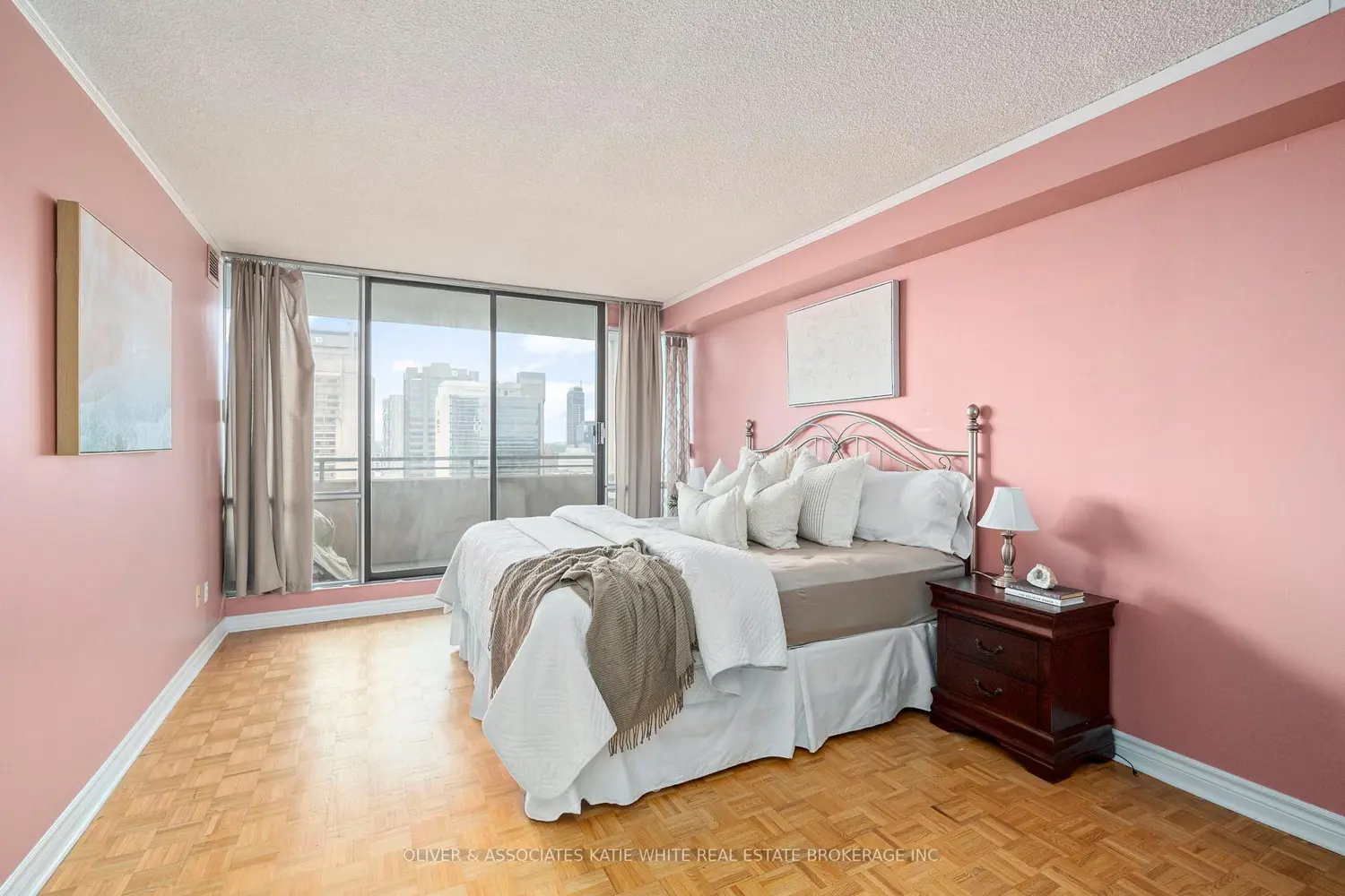 Additional image 9 of 380 King Street 1507