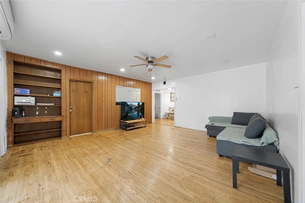 Additional image 13 of 14603 S Aprilia Ave, Compton, CA 90220