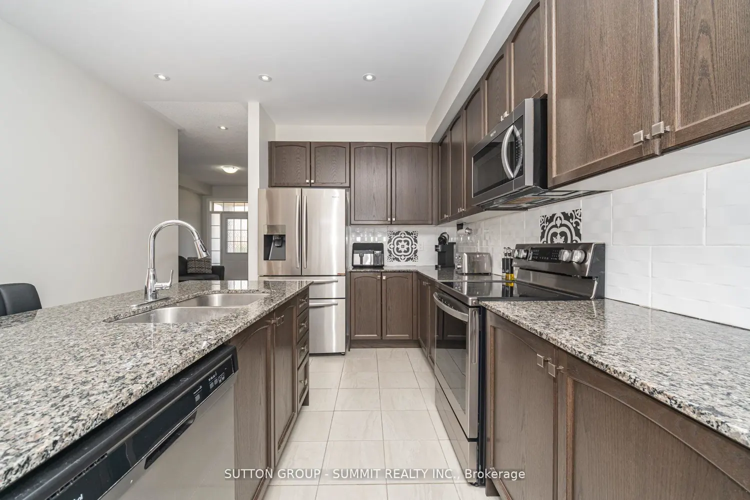 Additional image 8 of 172 Parkinson Crescent 20