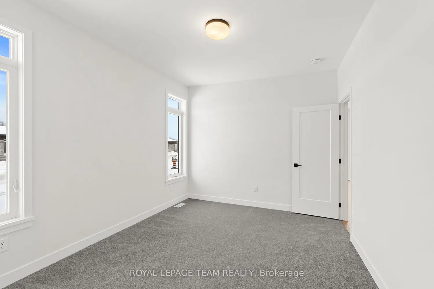 Additional image 9 of 1057 Moore Street