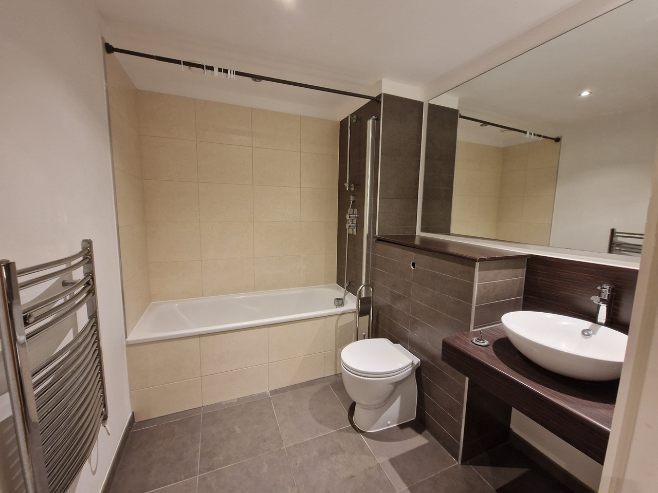 Additional image 10 of 1 Bed Flat, Britton House, M4, N1 7GU