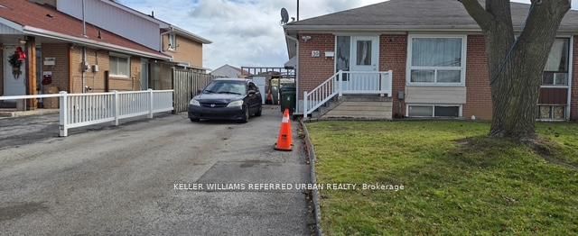 39 Franson Crescent, Toronto, ON, M9M 1T6