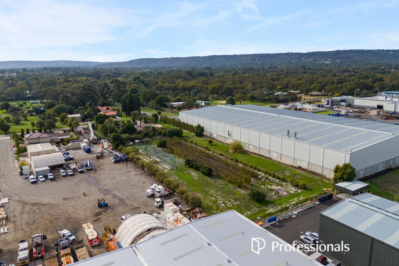 Additional image 11 of 80 Sultana Road West, High Wycombe WA 6057