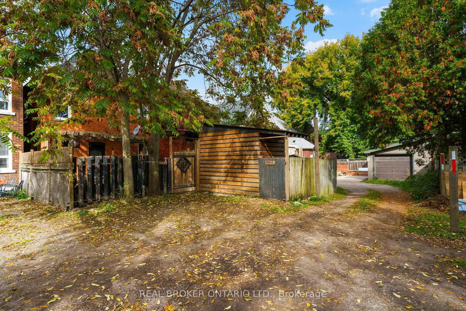 Additional image 19 of 125 Grant Avenue