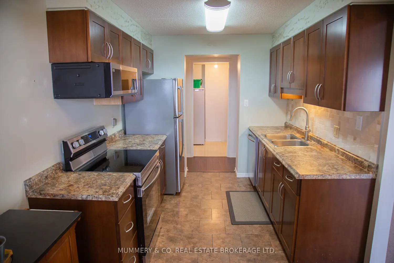 Additional image 11 of 5 Mill Pond Court 704