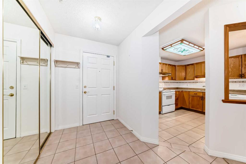 Additional image 3 of 3202 Sienna Park Green SW, Calgary, AB, T3H3N7