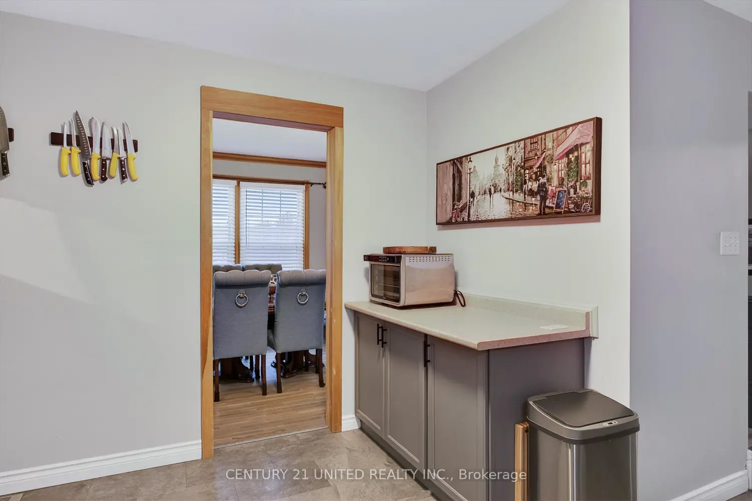 Additional image 4 of 965 Hiawatha Line