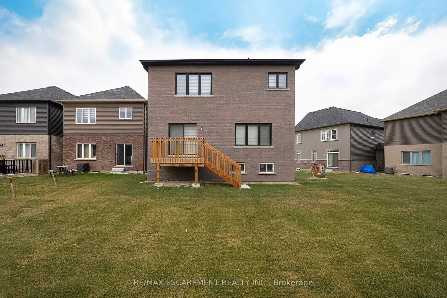 Additional image 17 of 9 Tarrison Street