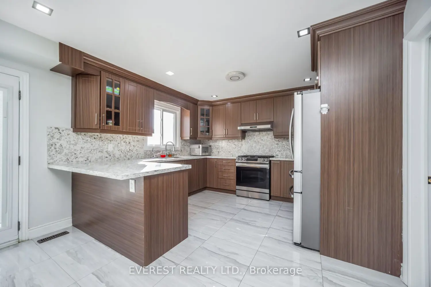 Additional image 5 of 96 Ravenswood Drive