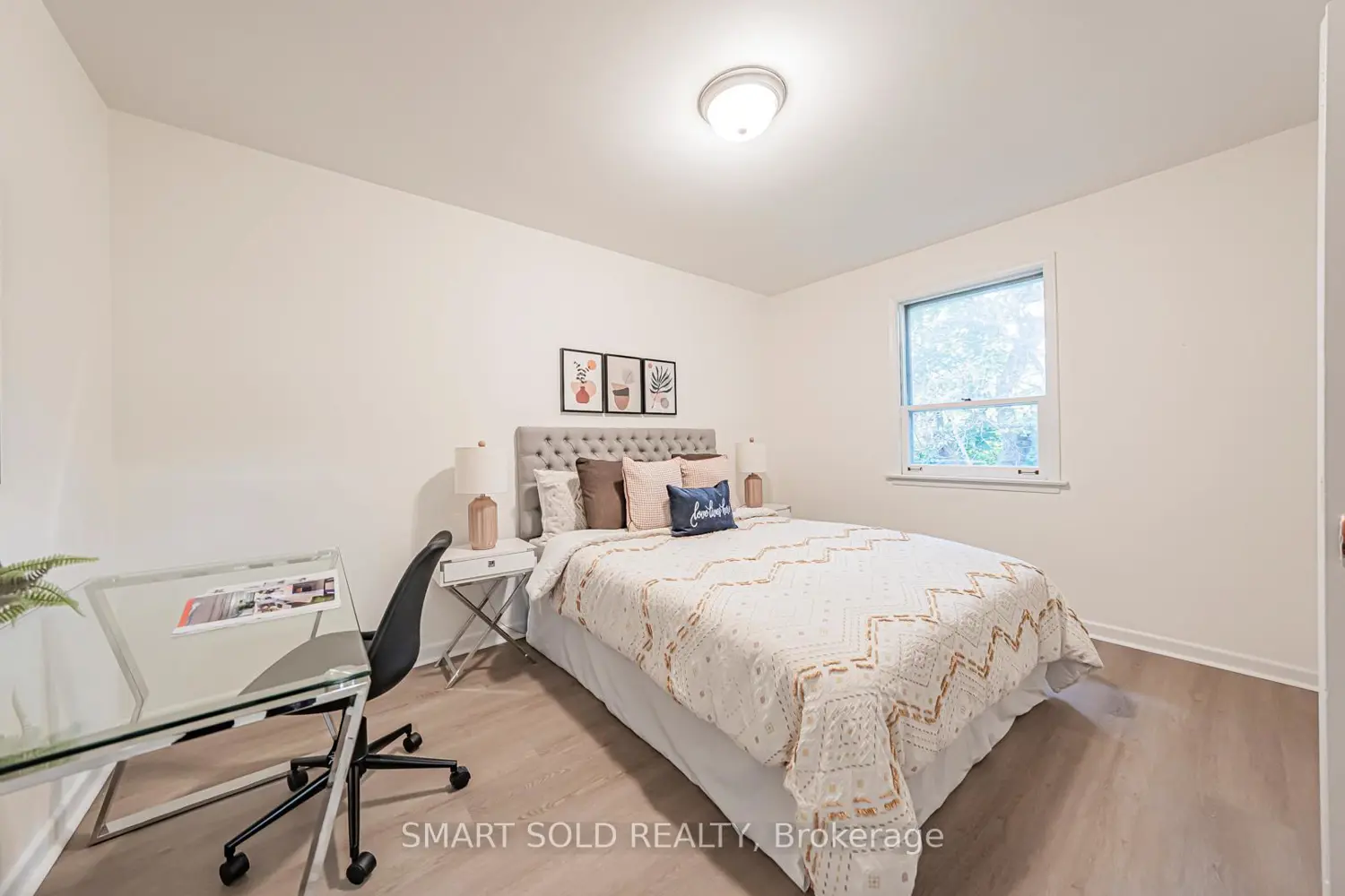 Additional image 12 of 81 Maxome Avenue
