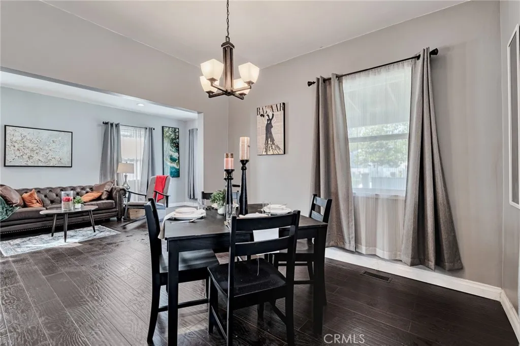 Additional image 52 of 70 W Claremont St, Pasadena, CA 91103