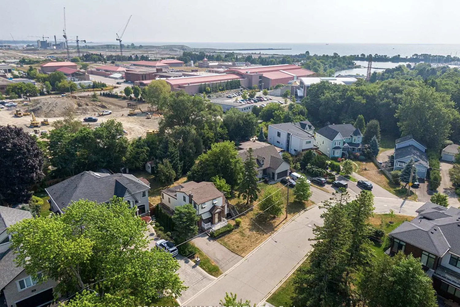 Additional image 14 of 724-728 Montbeck Crescent