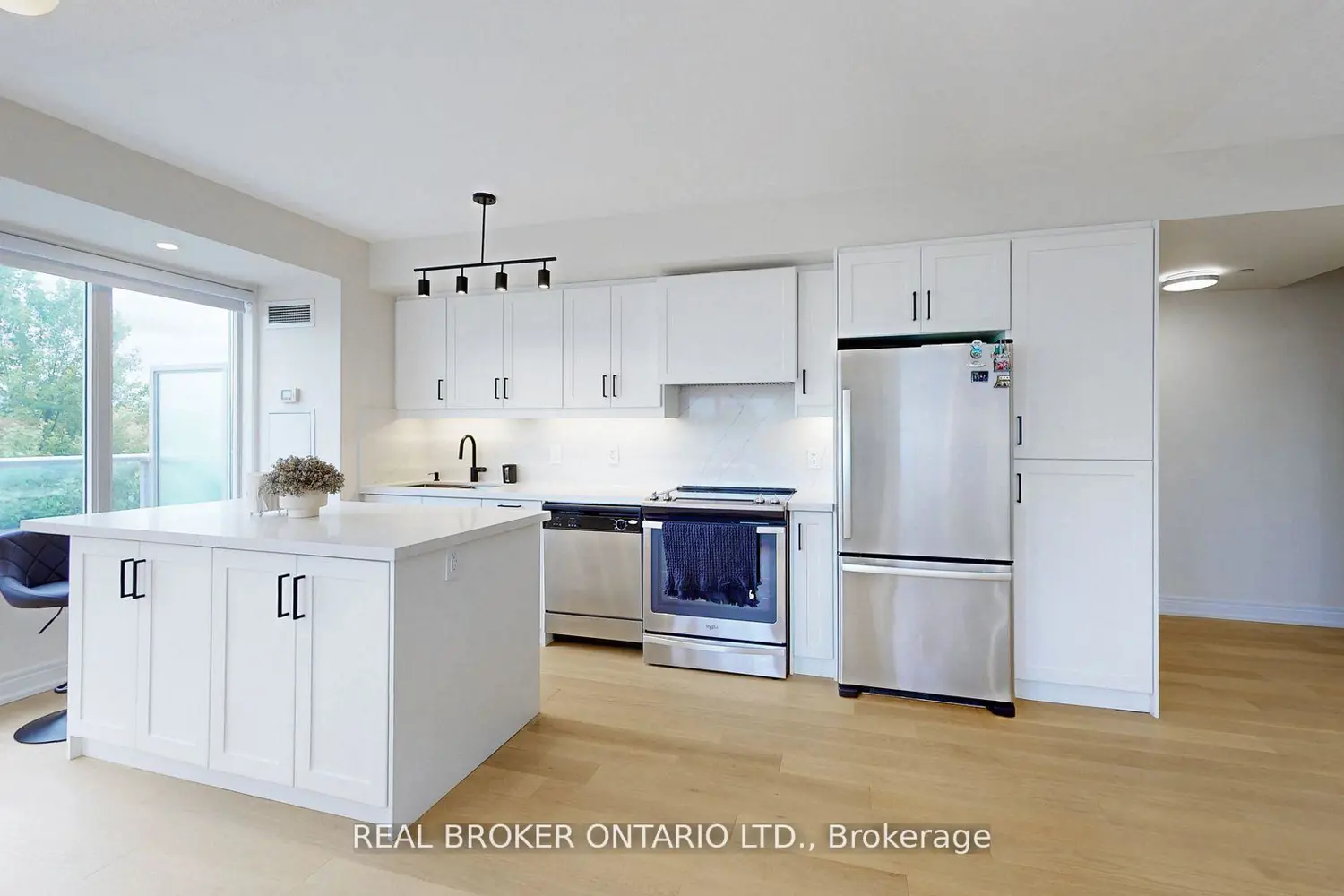 Additional image 4 of 701 Sheppard Avenue 415