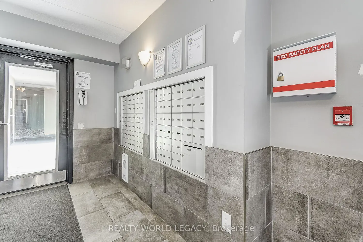 Additional image 5 of 2055 Appleby Line 103