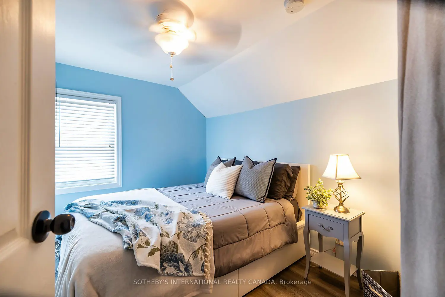 Additional image 17 of 42 Pavillion Road