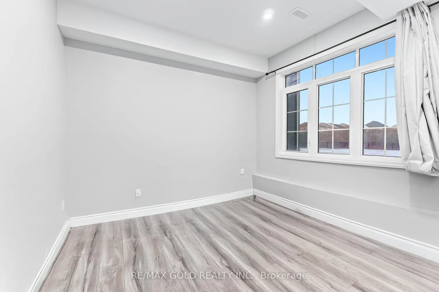 Additional image 17 of 41 Rainbrook Close