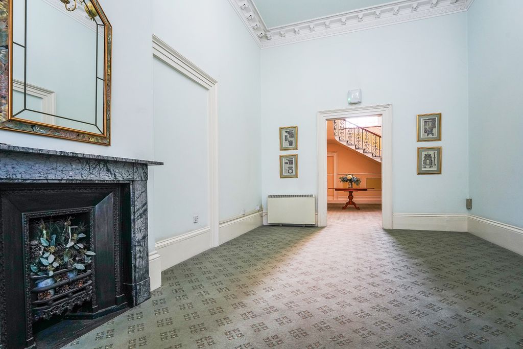 Additional image 3 of 3 bed flat for saleSuffolk Square, Cheltenham GL50