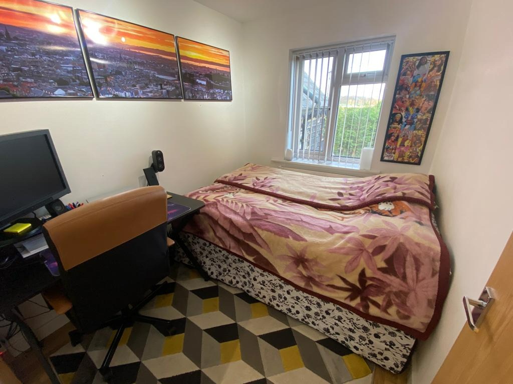 Additional image 3 of 1 Bed Flat, Otley Road, LS16, N1 7GU