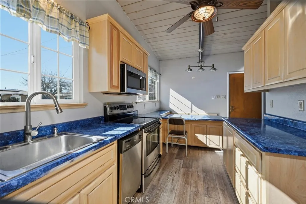 Additional image 45 of 12762 Shoreview Drive, Clearlake Oaks, CA 95423