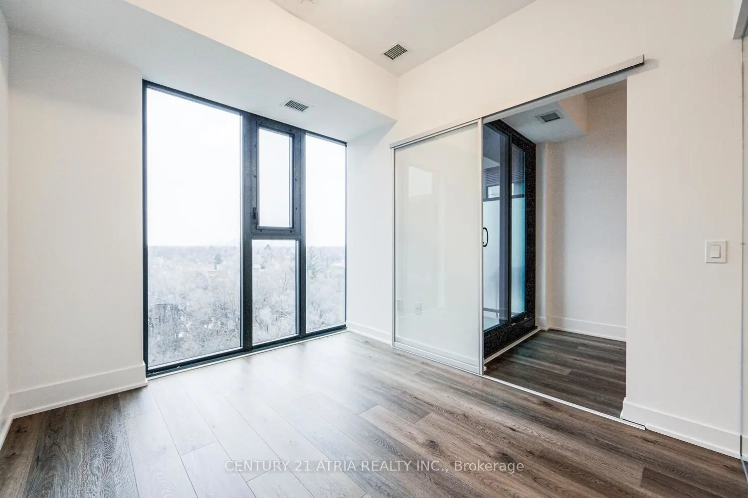 Additional image 7 of 250 Lawrence Avenue 902