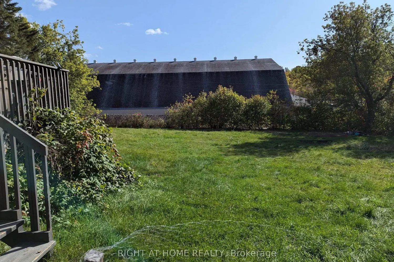 Additional image 18 of 521 Mccool Street