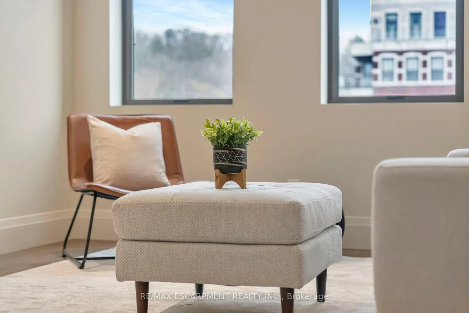 Additional image 8 of 7 Grand River Street 202