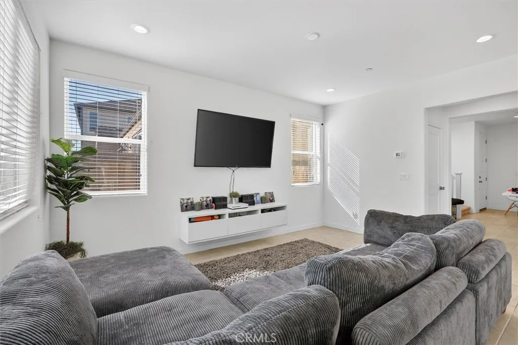 Additional image 10 of 824 Katelyn Avenue, Madera, CA 93636