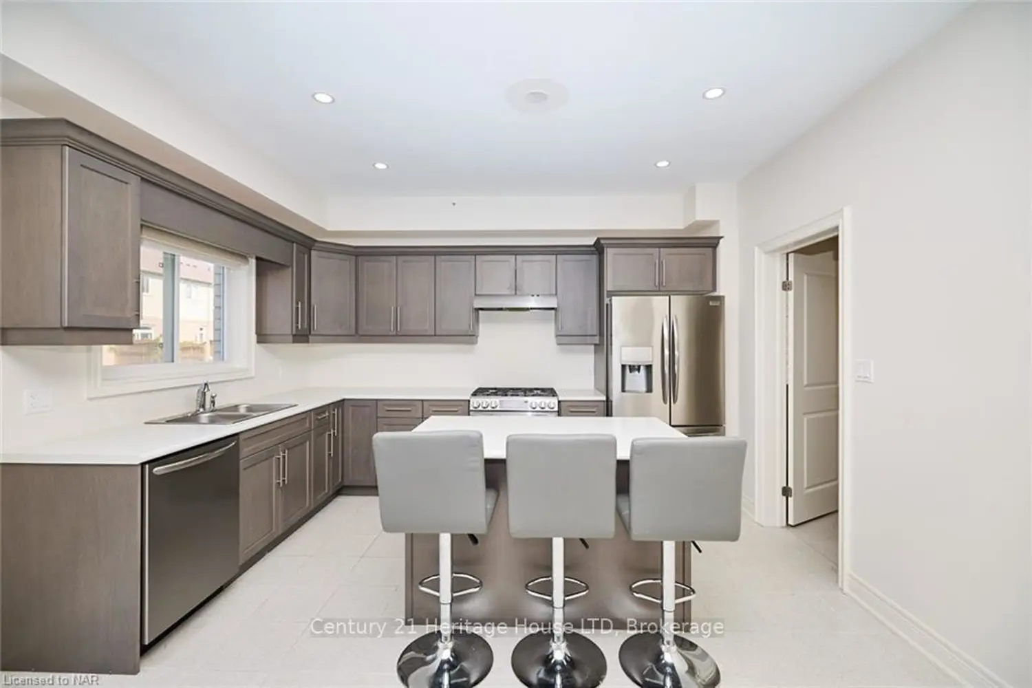 Additional image 5 of 14 Overholt Drive