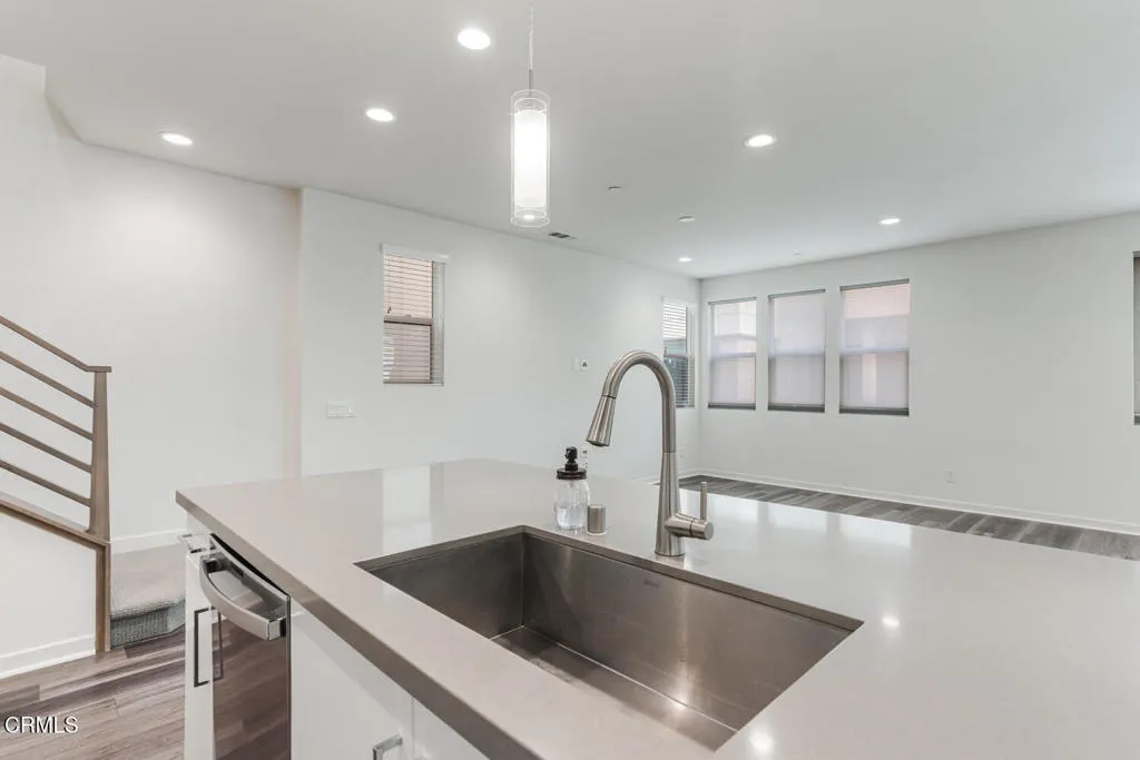 Additional image 71 of 1085 Canal Street, Oxnard, CA 93035