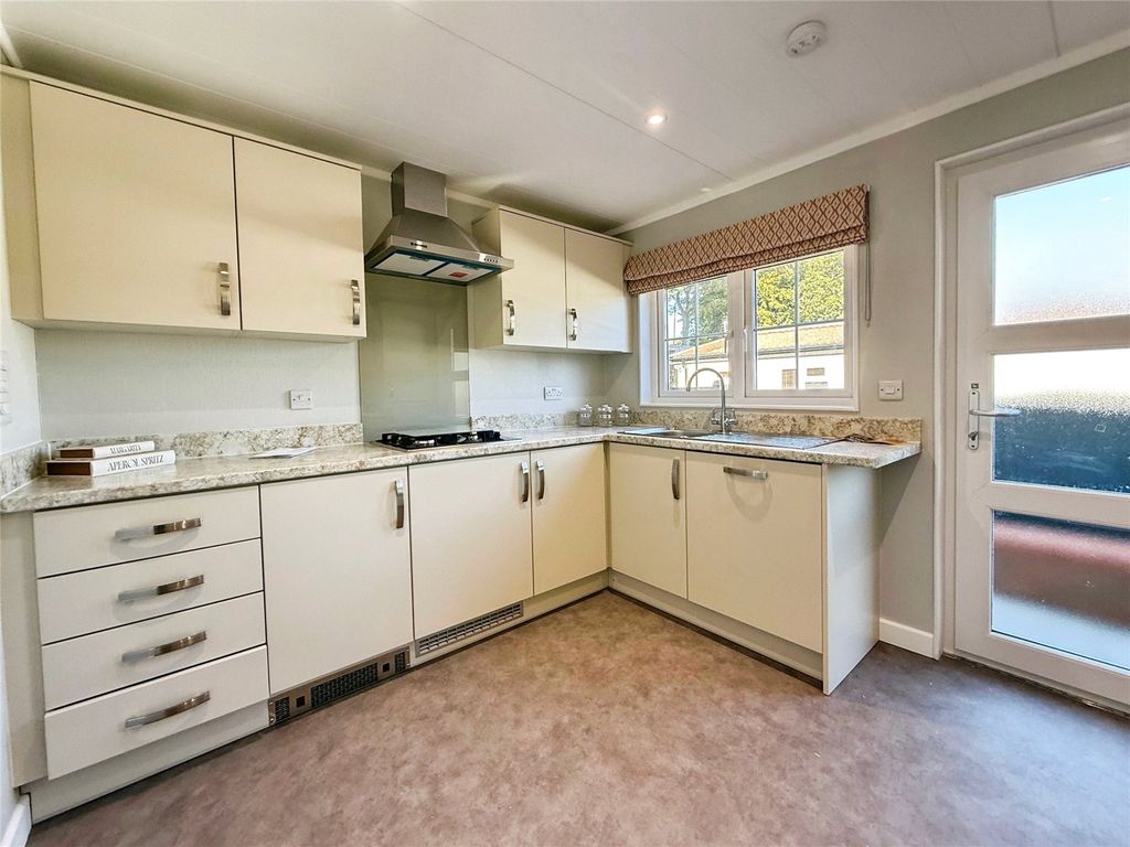 Additional image 3 of 2 bed detached house for saleBrownfield Gardens, Maidenhead, Berkshire SL6
