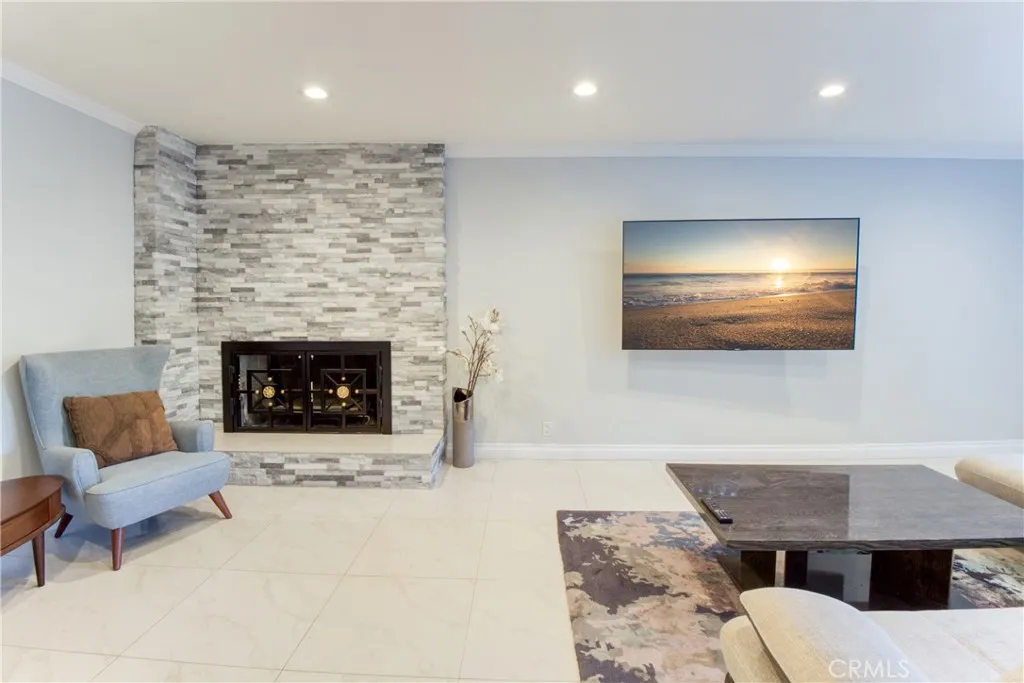 Additional image 4 of 7796 Skyhill Drive, Los Angeles, CA 90068