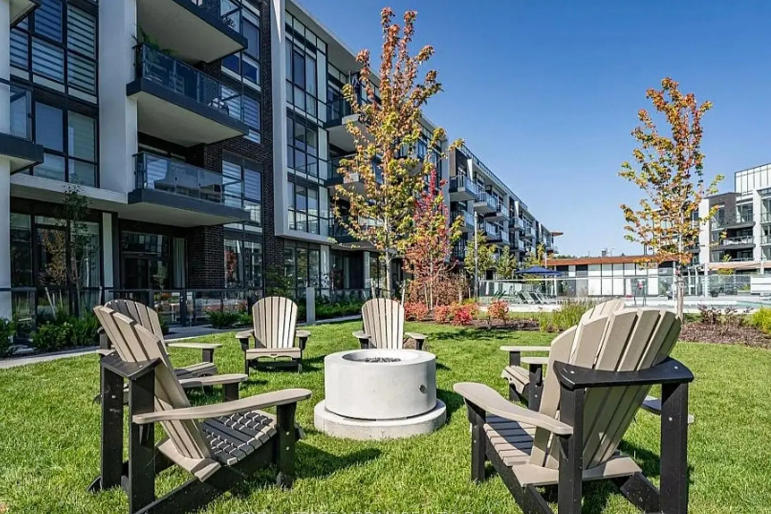 Additional image 15 of 415 Sea Ray Avenue 151