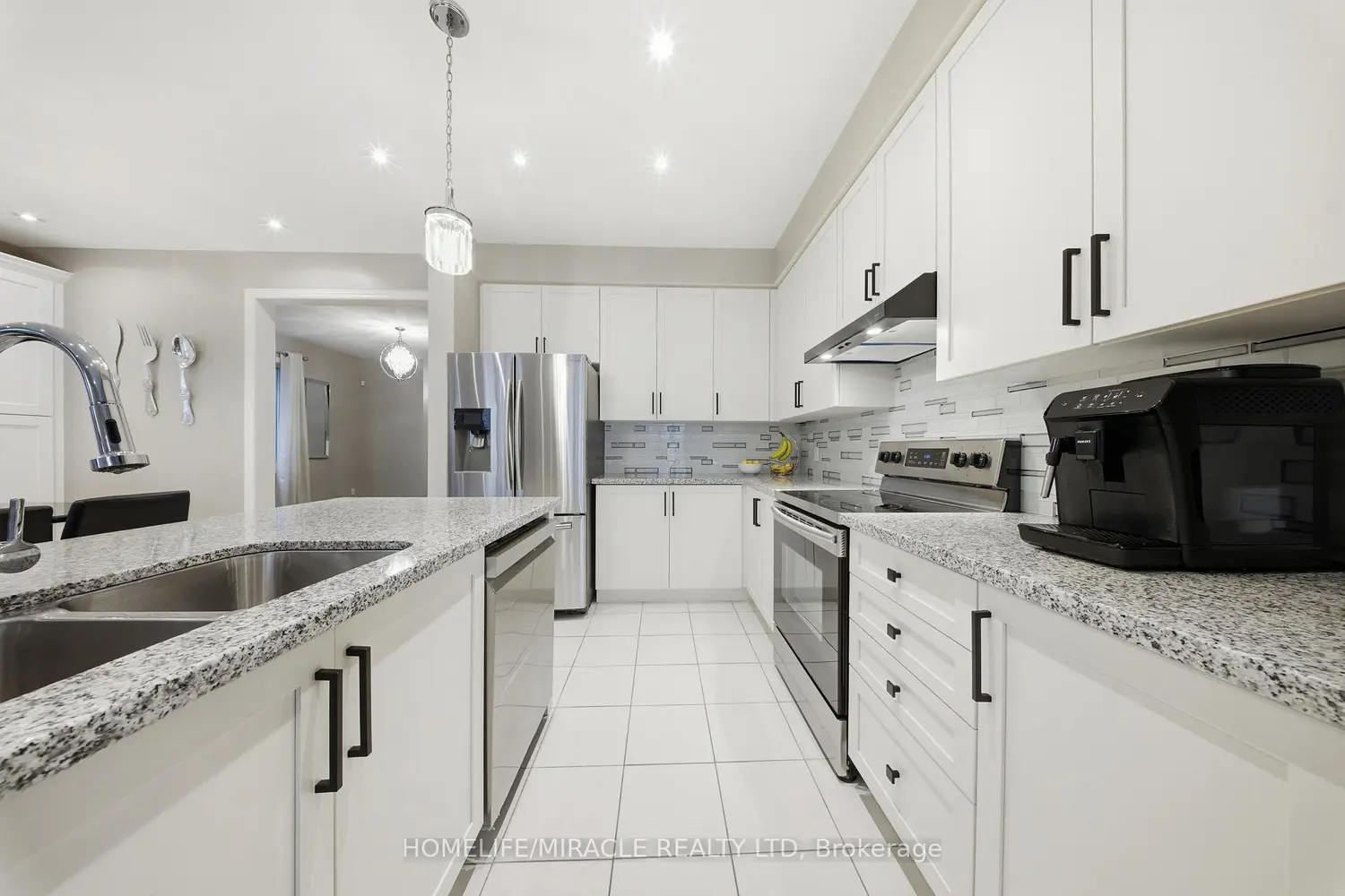 79 Willoughby Way photo 5