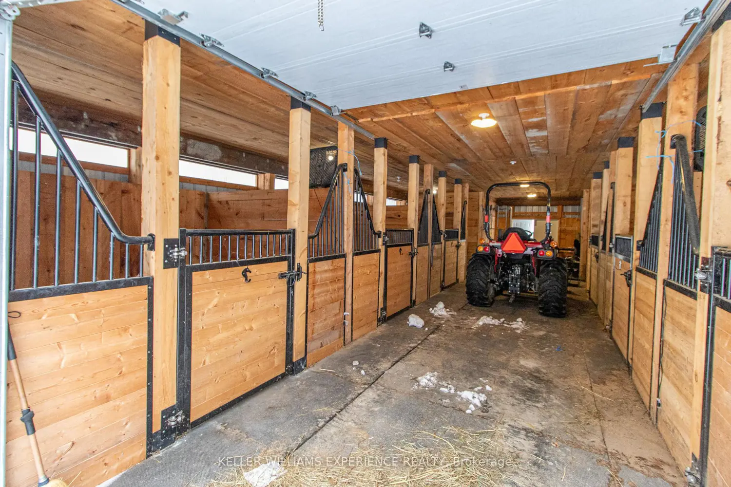 Additional image 8 of 744 Trunk Road