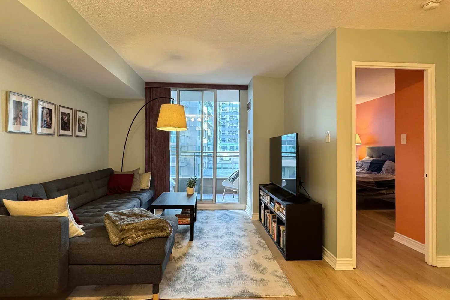 256 Doris Avenue 601
