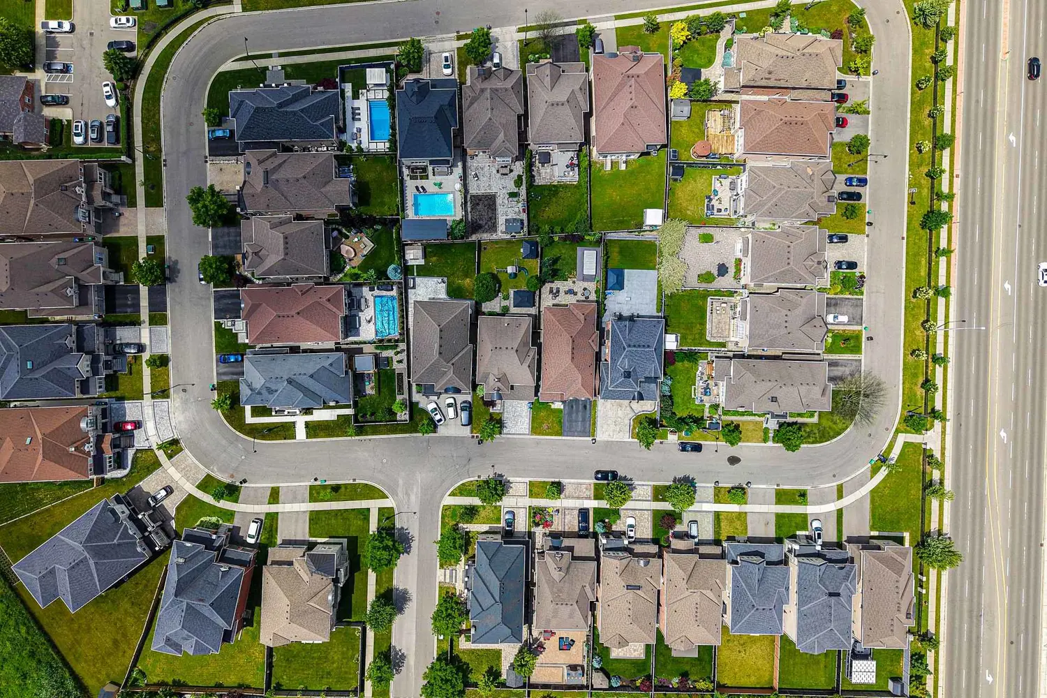 Additional image 20 of 51 Legendary Circle