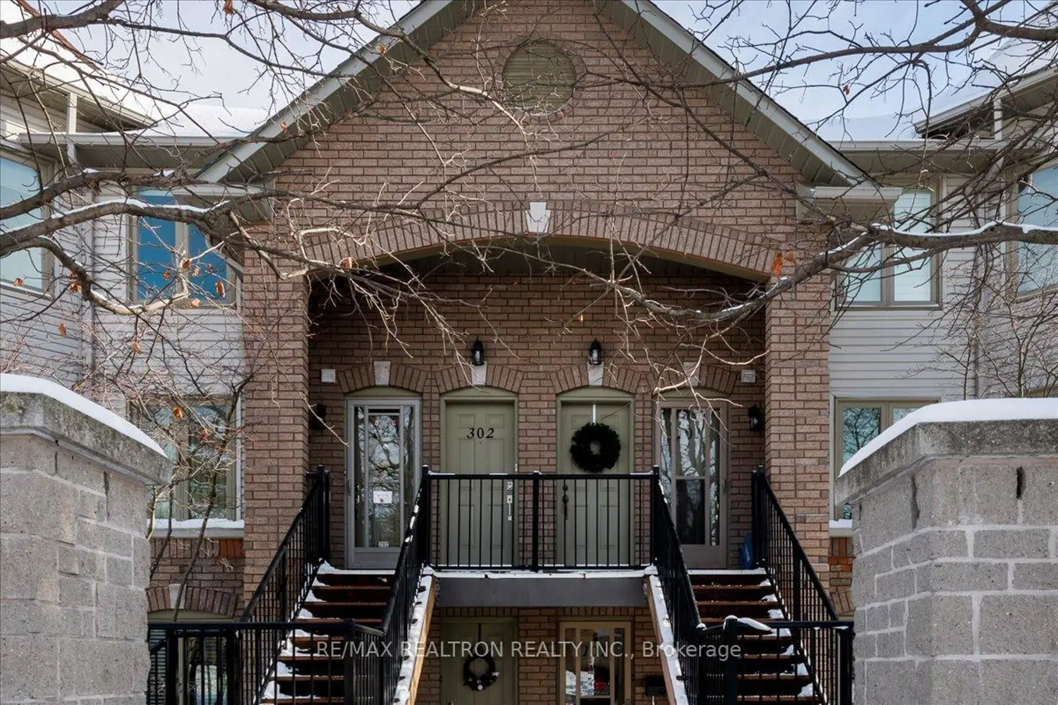 Additional image 4 of 492 Laclie Street 302