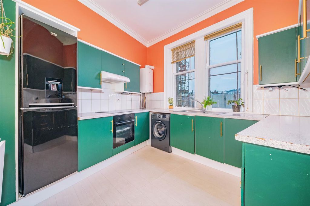 Additional image 5 of 3 bed flat for saleDock Street, Dundee DD1