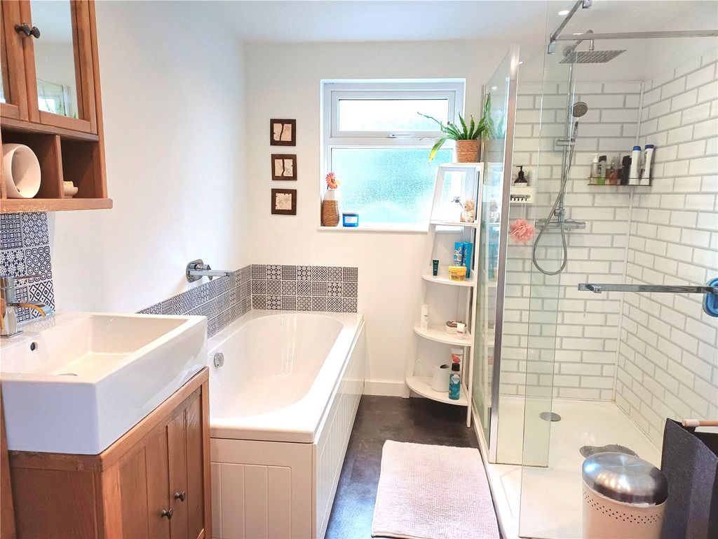 Additional image 9 of 4 bed semi-detached house for saleBeach Road, Porthcawl CF36