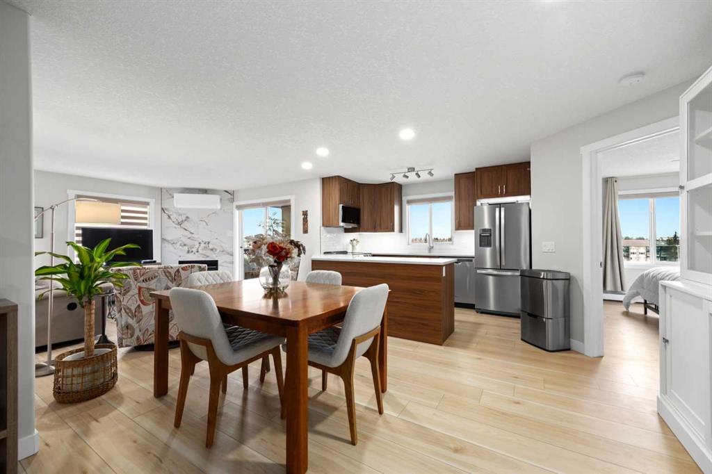 8429-304 Mackenzie Way SW, Airdrie, AB, T4B 3H8