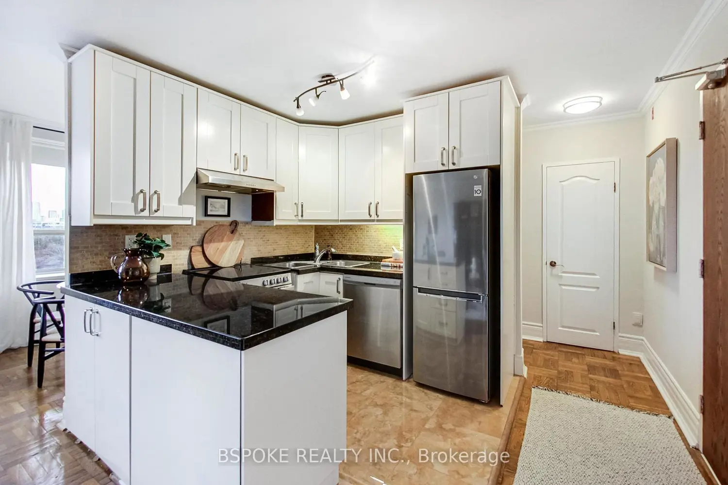 Additional image 3 of 2550 Bathurst Street 405