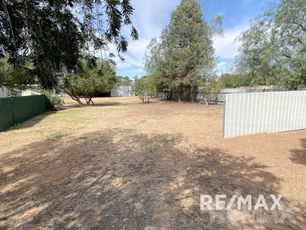 Additional image 6 of 102-104 Osborne Street, Lockhart NSW 2656