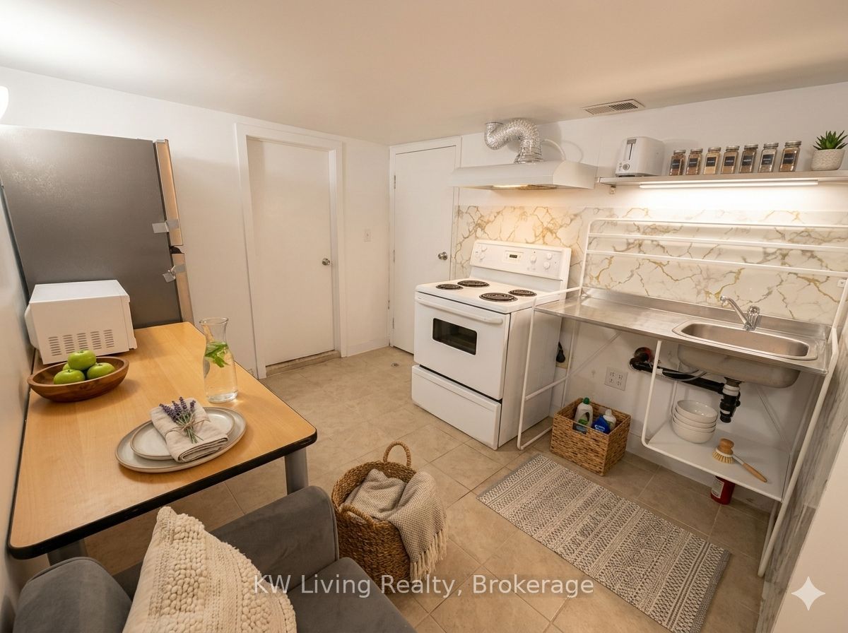 Additional image 3 of Basement-62 Ulster Street, Toronto, ON, M5S 1E5