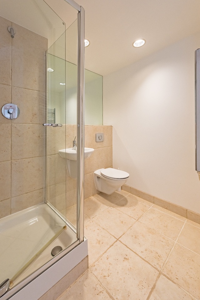 Additional image 16 of 2 Bed Flat, Riverside Way, LS1, N1 7GU