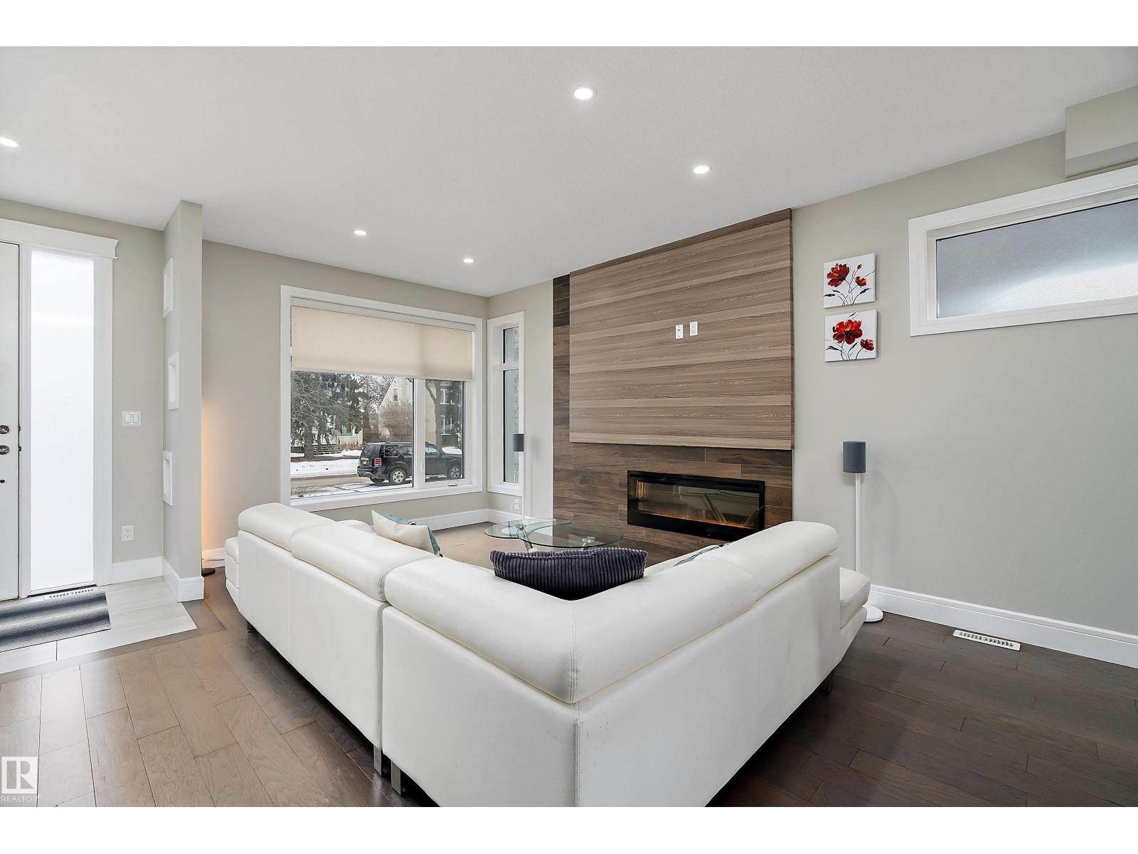 Additional image 6 of 11308 75 Avenue NW, Edmonton, AB, T6G0H5