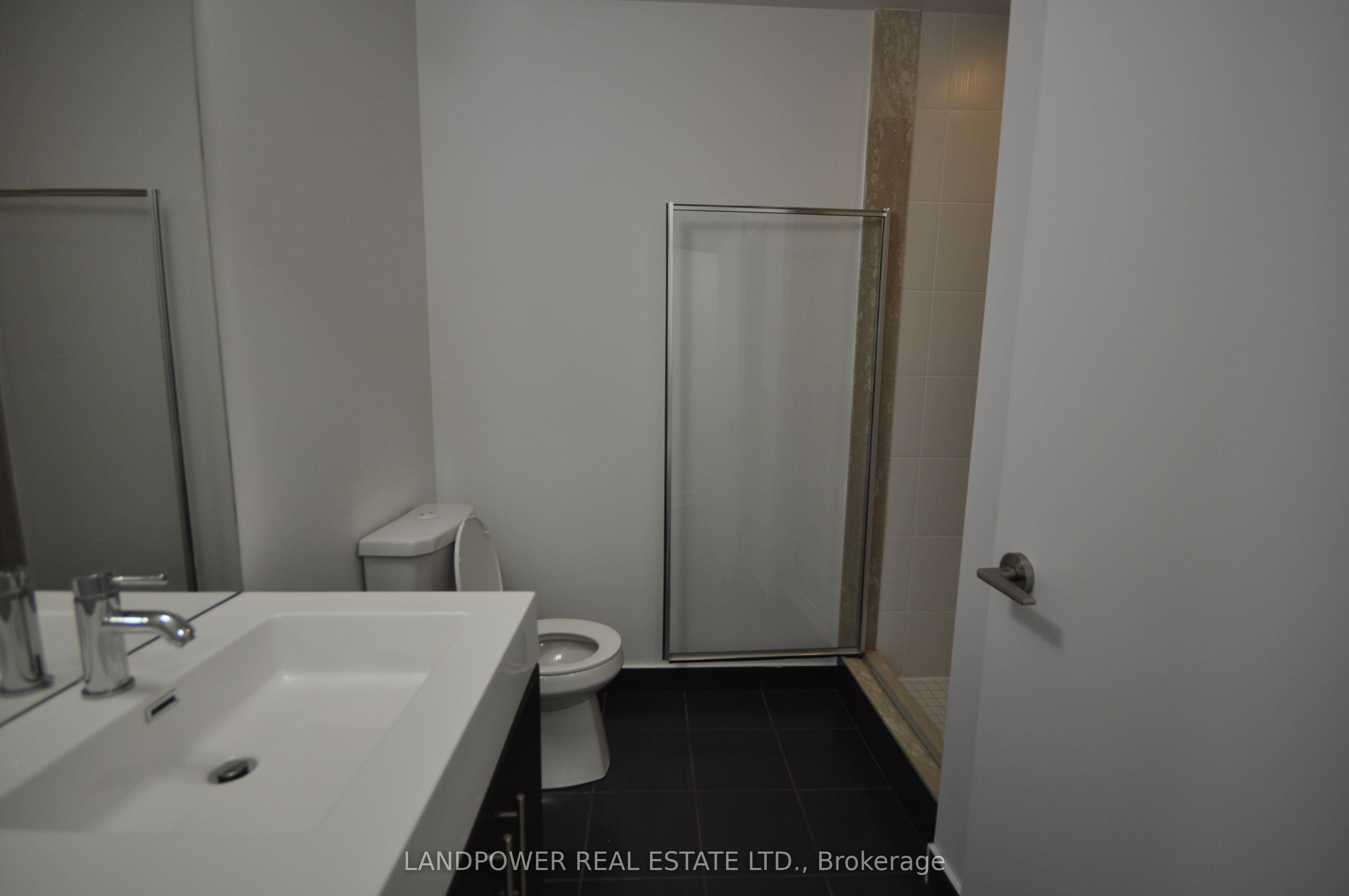 Additional image 6 of Lph 10-35 Brian Peck Crescent, Toronto, ON, M4G 0A5