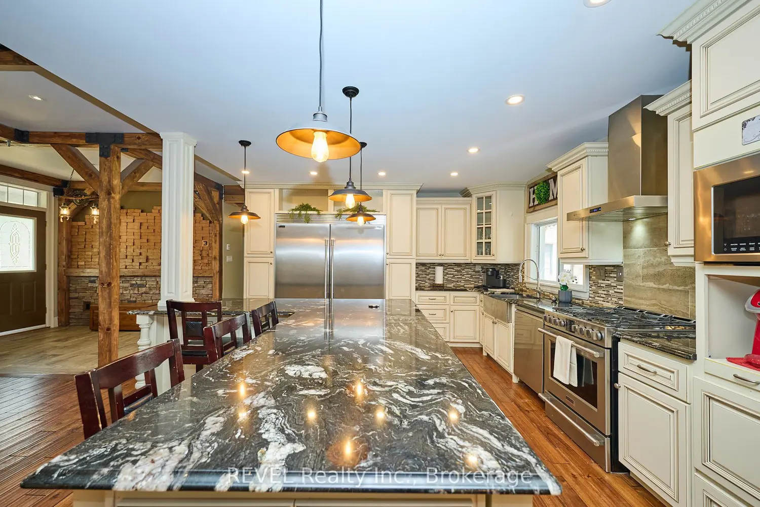 Additional image 5 of 740 Highway 20