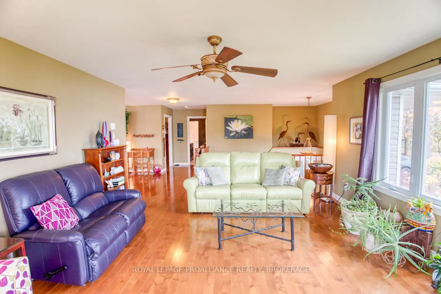 Additional image 4 of 2318 15 Highway